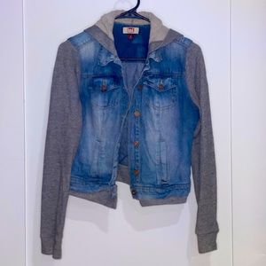 lei - Denim Jacket Grey Sweatshirt Sleeves - Medium